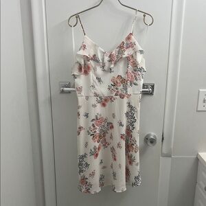 🌿 Altar’d State White Leaf Print Dress | Flowing • Chic • Nature-Inspired ✨